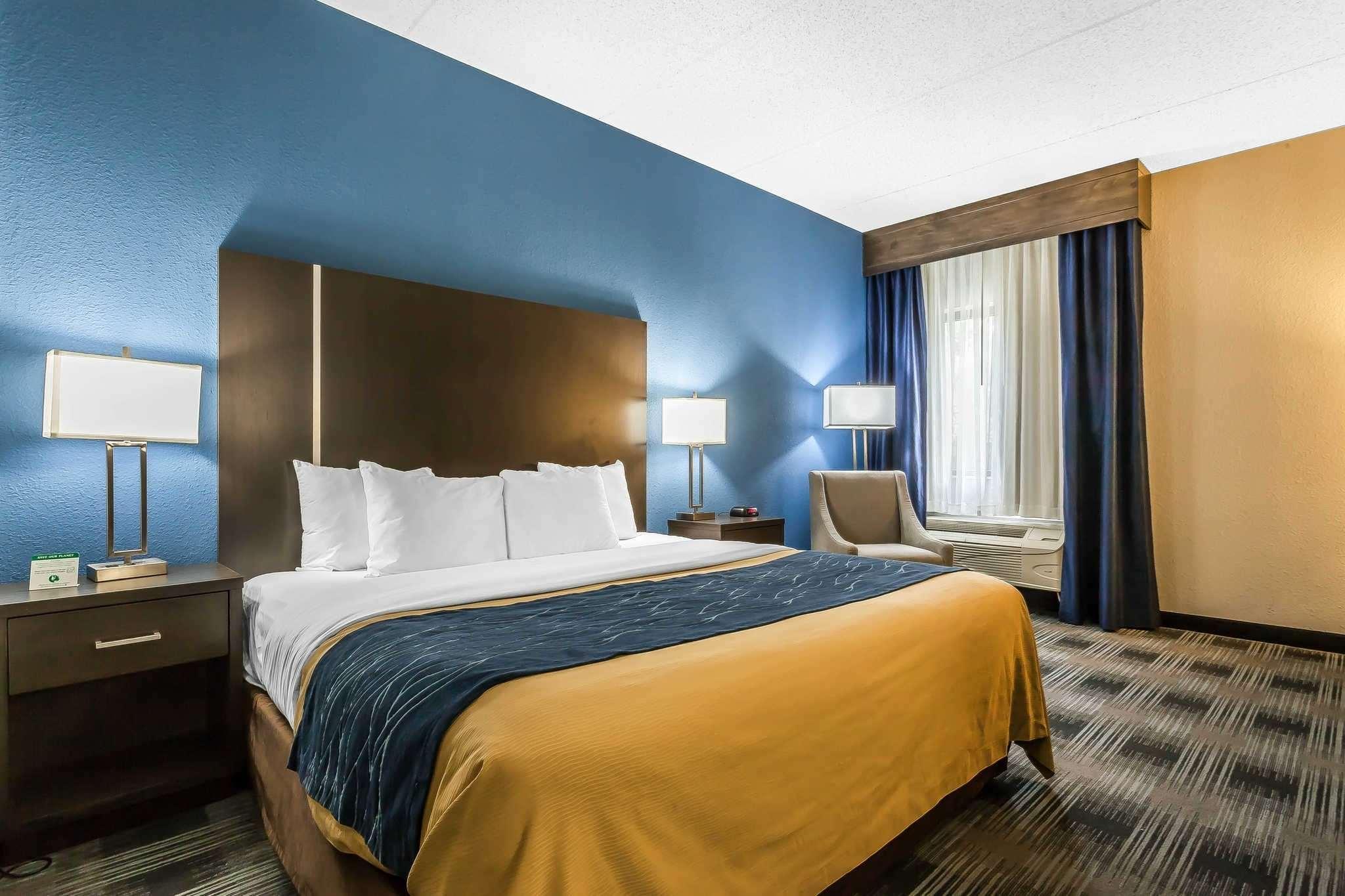 Comfort Inn Cleveland Airport Middleburg Heights Exterior photo