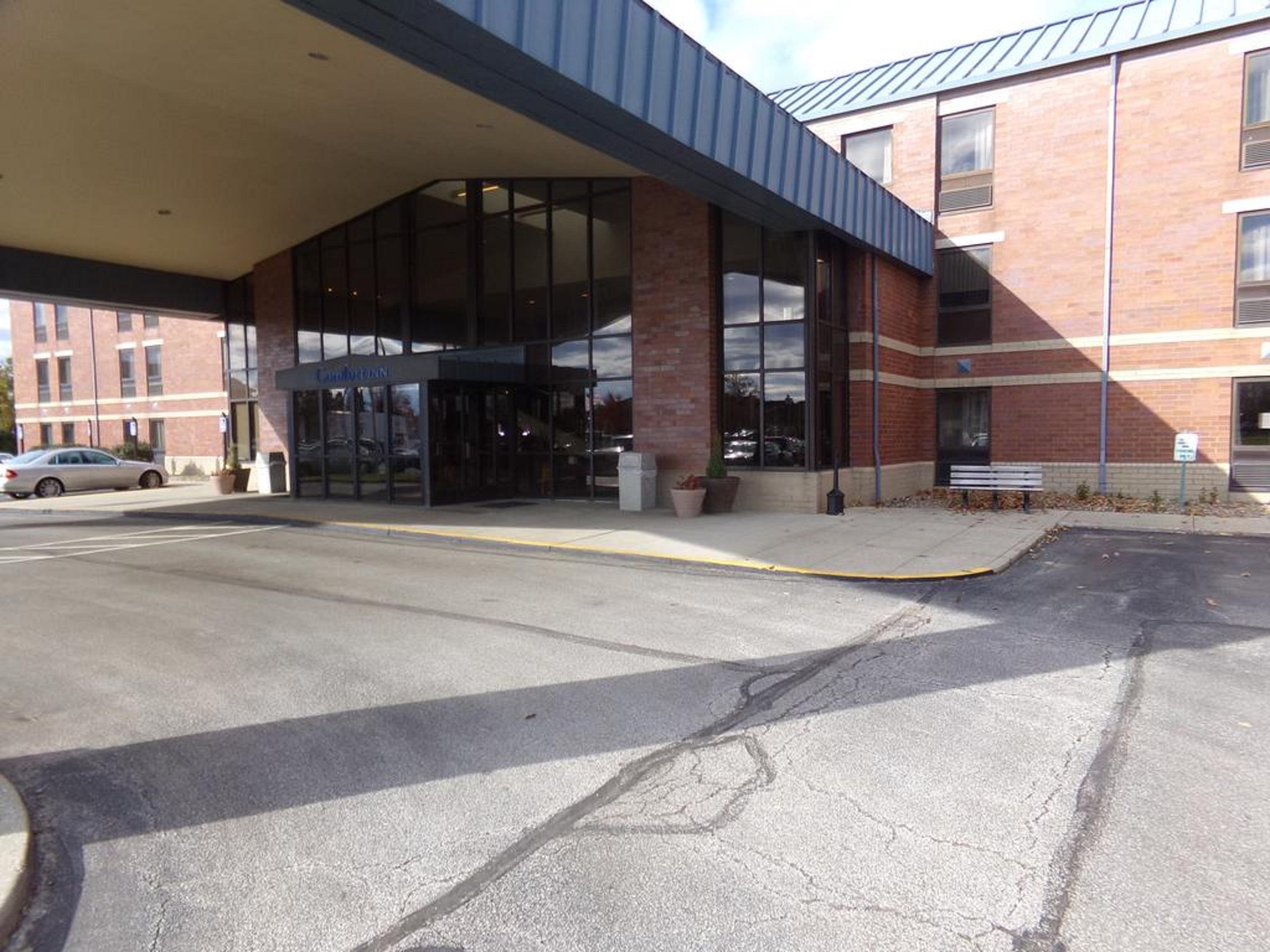 Comfort Inn Cleveland Airport Middleburg Heights Exterior photo